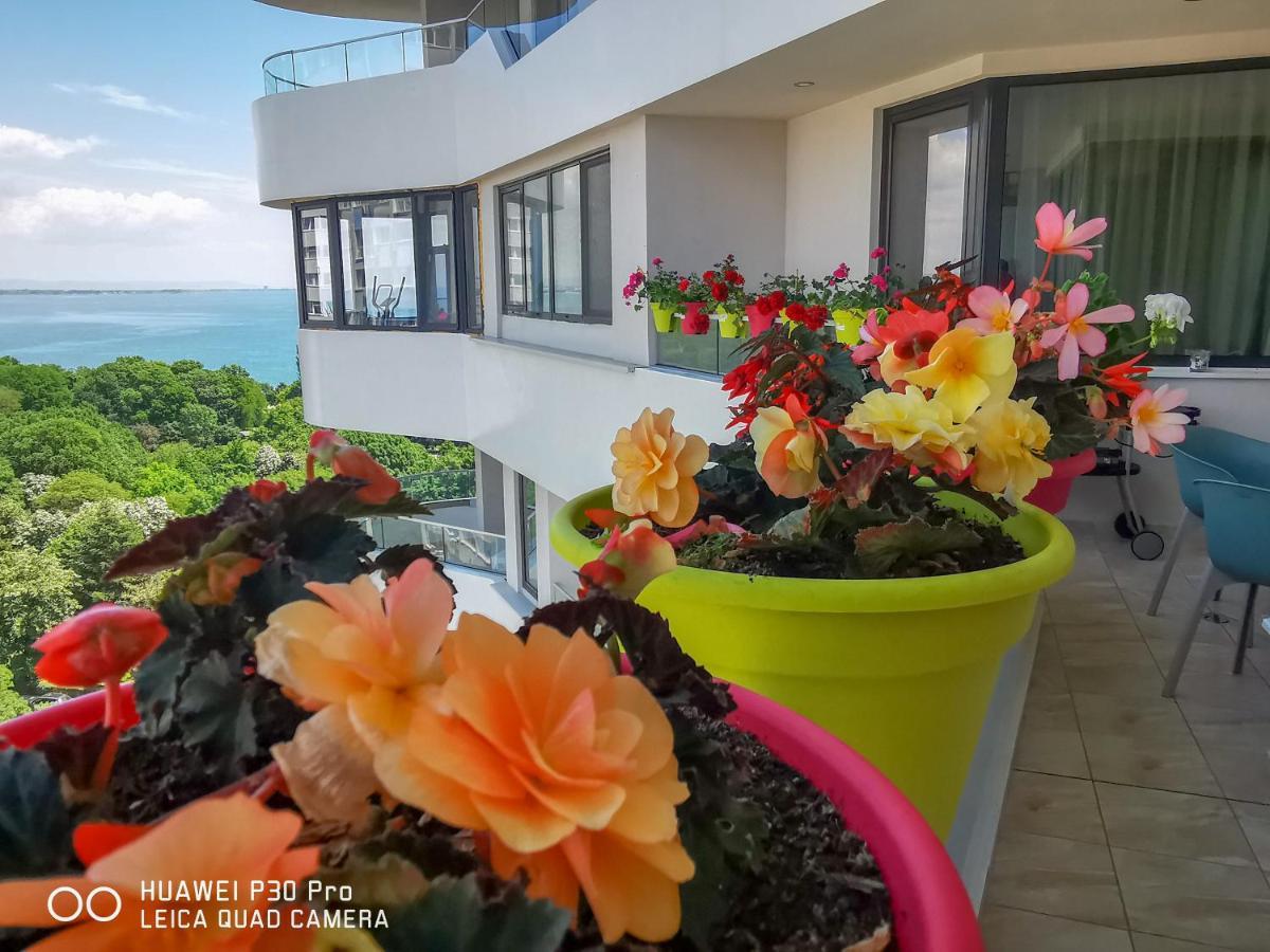 Luxury Apartments Alix Burgas ภายนอก รูปภาพ