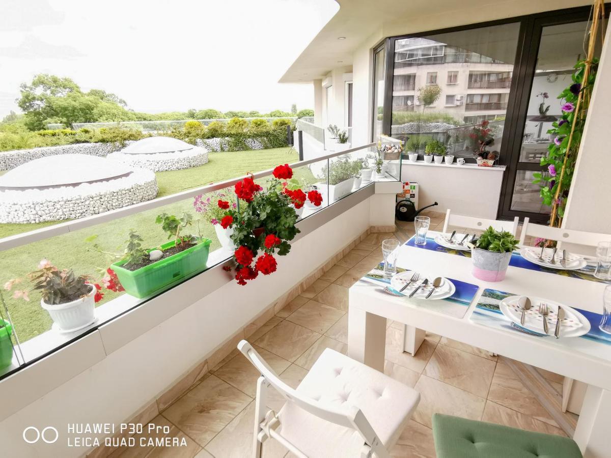 Luxury Apartments Alix Burgas ภายนอก รูปภาพ